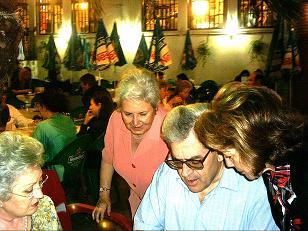 Conchita Trigo, Puri Trigo, Ant�n Teijeiro y Puri Chac�n